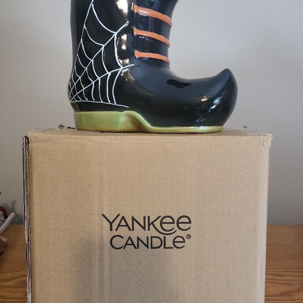 Yankee Candle 2023 Halloween Boot NIB